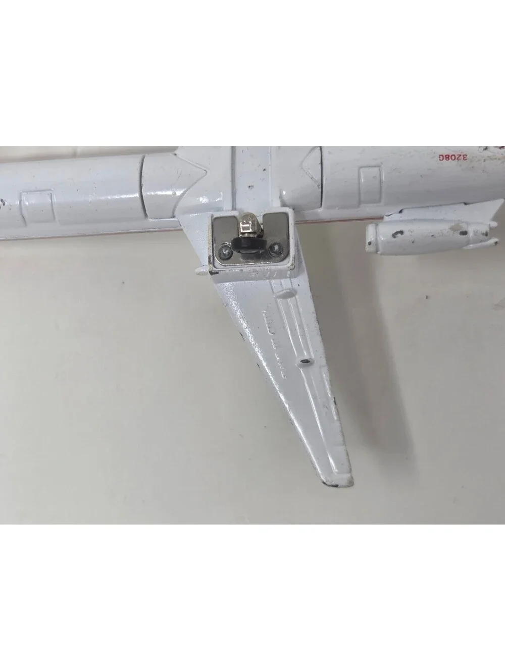 Vintage Ertl Diecast Continental DC 9 Airplane w/ Folding Landing Gear 6 inch